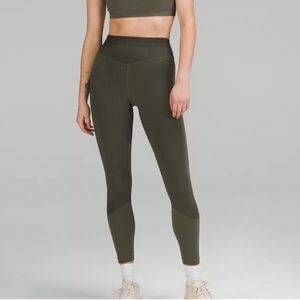 Lululemon Seamless Training High-Rise Tight 25" army green EU style